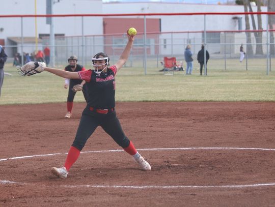 Mustangs Softball Extends Winning Streak to Five Games