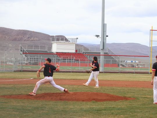Mustangs sweep Incline