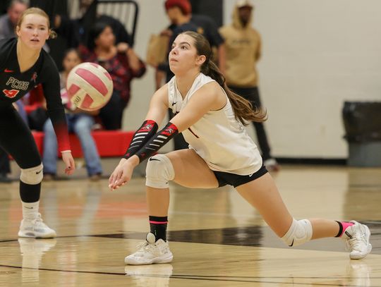 Mustangs Take Varsity Win Over Oasis Academy - JV falls in three-set battle; Varsity sweeps the Bighorns