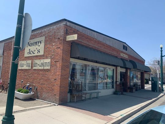 Nanny Joe’s celebrates 12 years in downtown Lovelock Nanny Joe’s celebrates 12 years in downtown Lovelock
