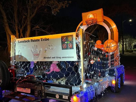 Parade of Lights Rings in the Season Parade of Lights Rings in the Season