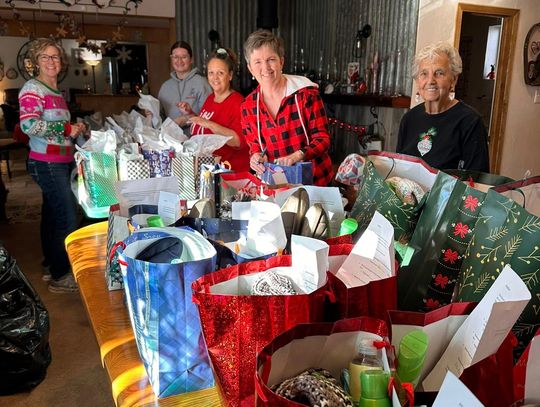 Santa’s Helpers Prepare Christmas Gifts for Lovelock Seniors Santa’s Helpers Prepare Christmas Gifts for Lovelock Seniors