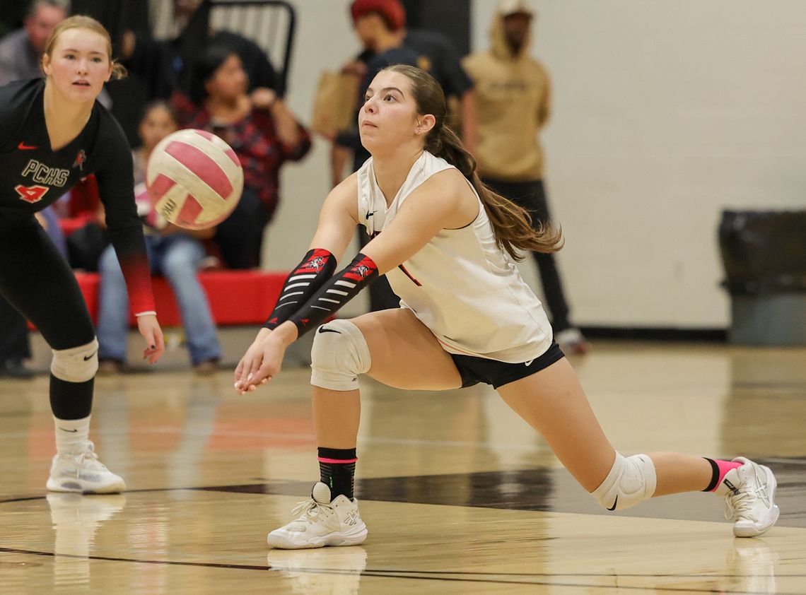 Mustangs Take Varsity Win Over Oasis Academy - JV falls in three-set battle; Varsity sweeps the Bighorns