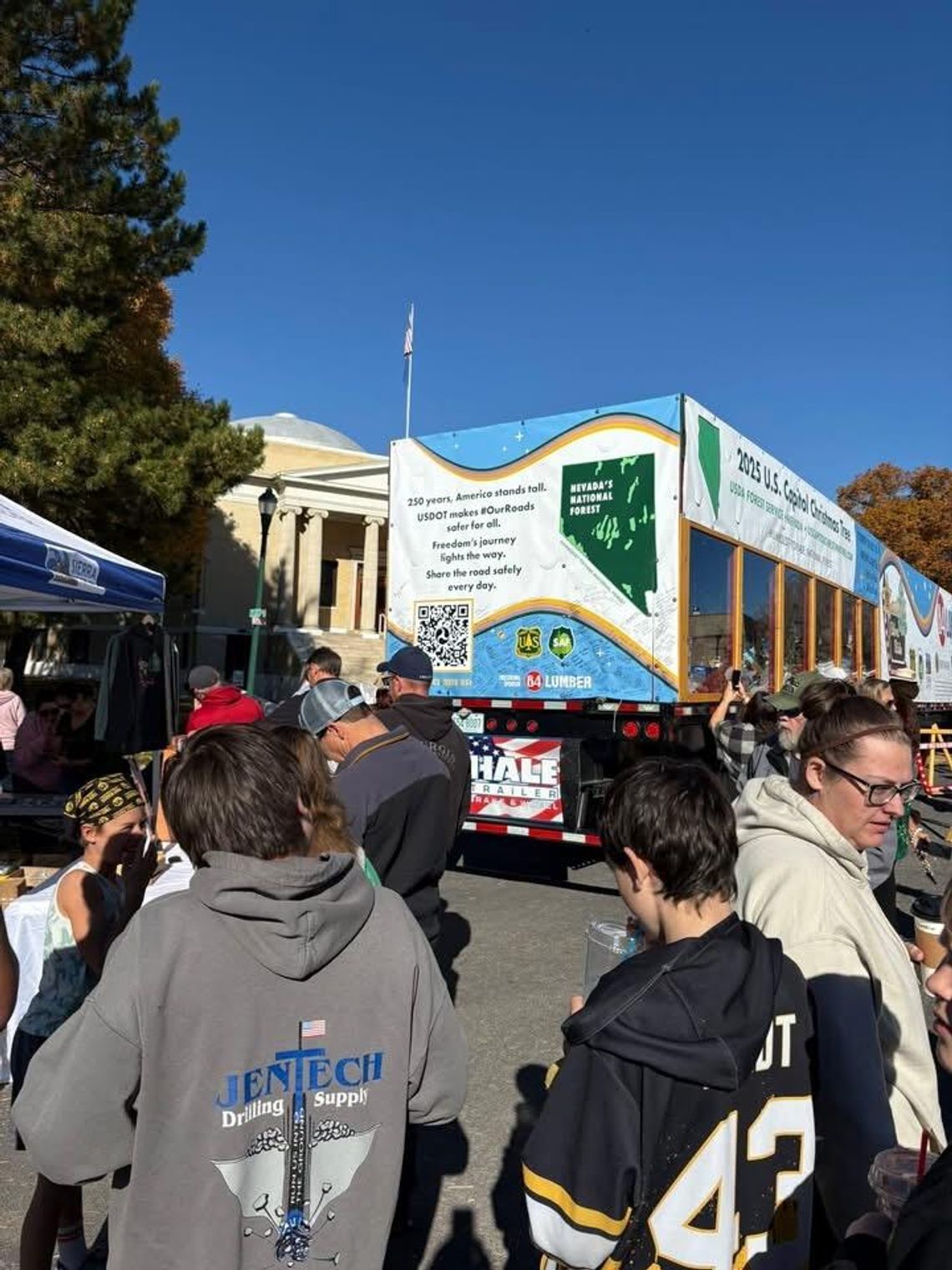 Nevada’s Capitol Christmas Tree Makes a Whistle Stop in Lovelock Nevada’s Capitol Christmas Tree Makes a Whistle Stop in Lovelock