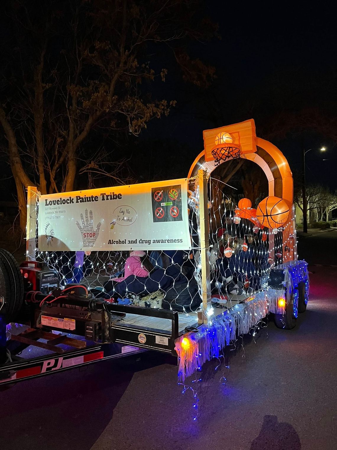 Parade of Lights Rings in the Season Parade of Lights Rings in the Season